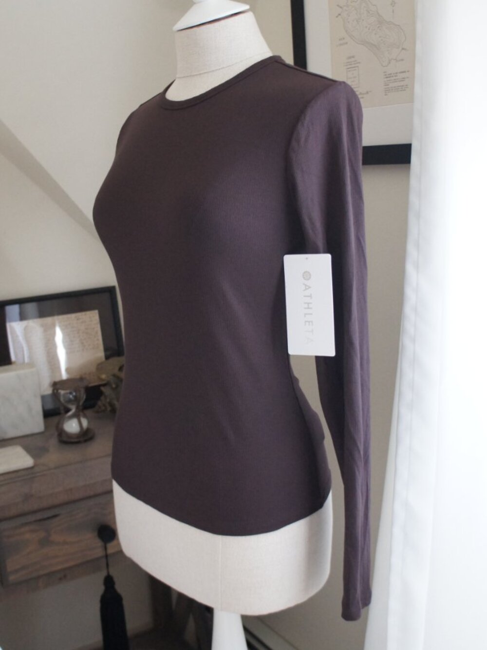 Athleta Signature Rib Longsleeve Crew Shirt Size Small in Color Truffle Brown